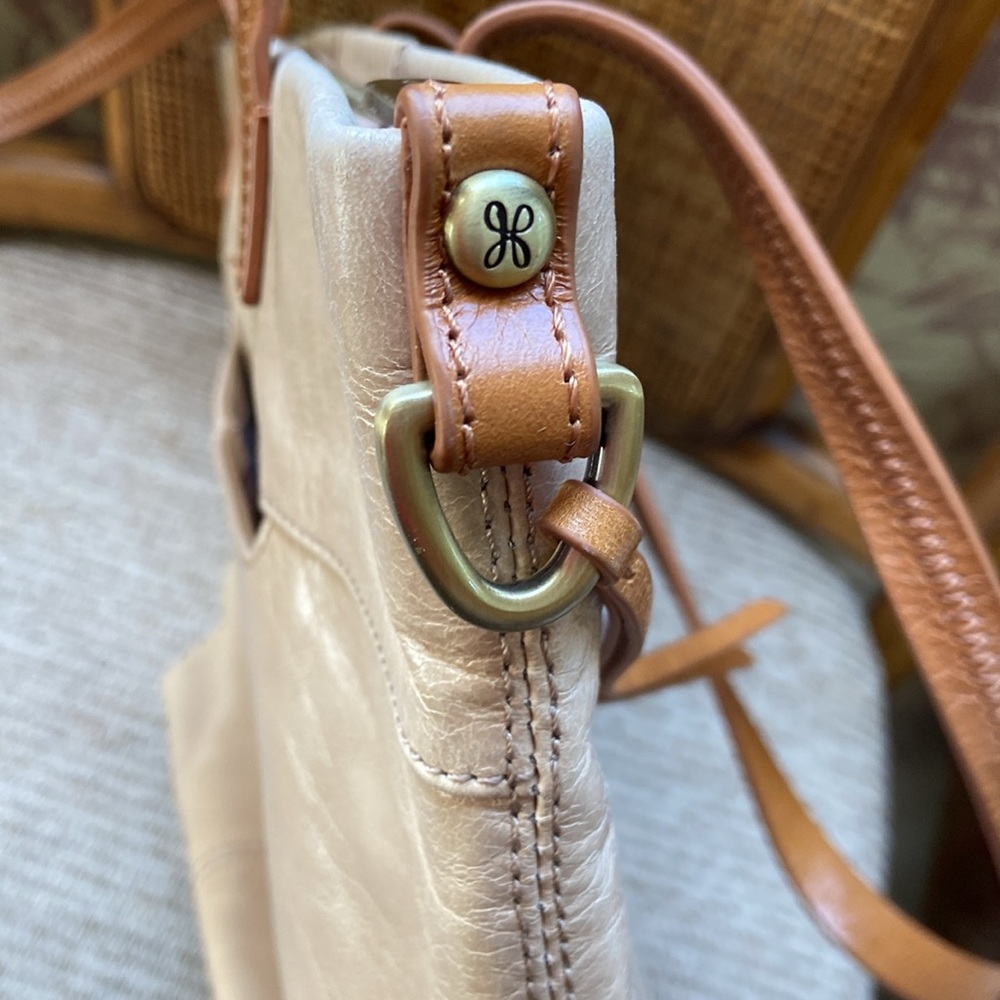 HOBO Beige Leather Tote with Brown Straps - Picture 9 of 12